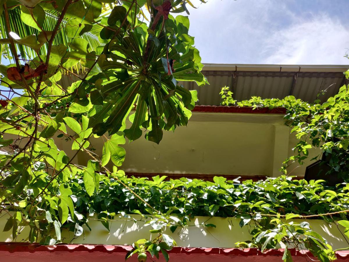 Blue Waves Beach Residency Hotel Varkala Exterior foto